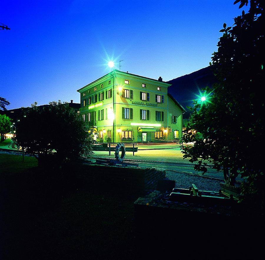 Albergo Ristorante Svizzero Capolago Екстер'єр фото